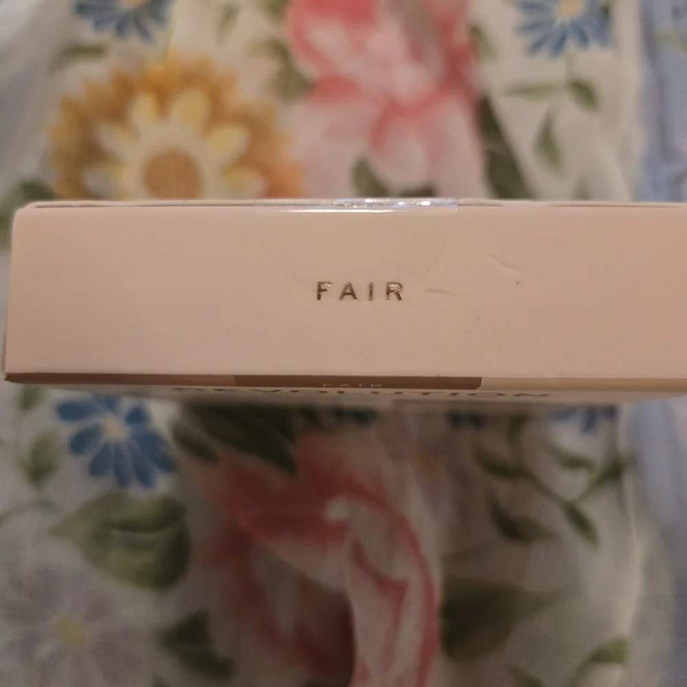 Makeup Revolution London Contour Powder Compact - Fair Shade
